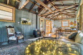 The Shearing Shed - Boutique Farm Stay, Cowra